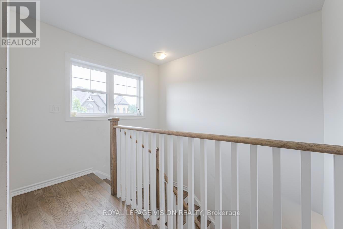 33 BREMNER STREET - 21