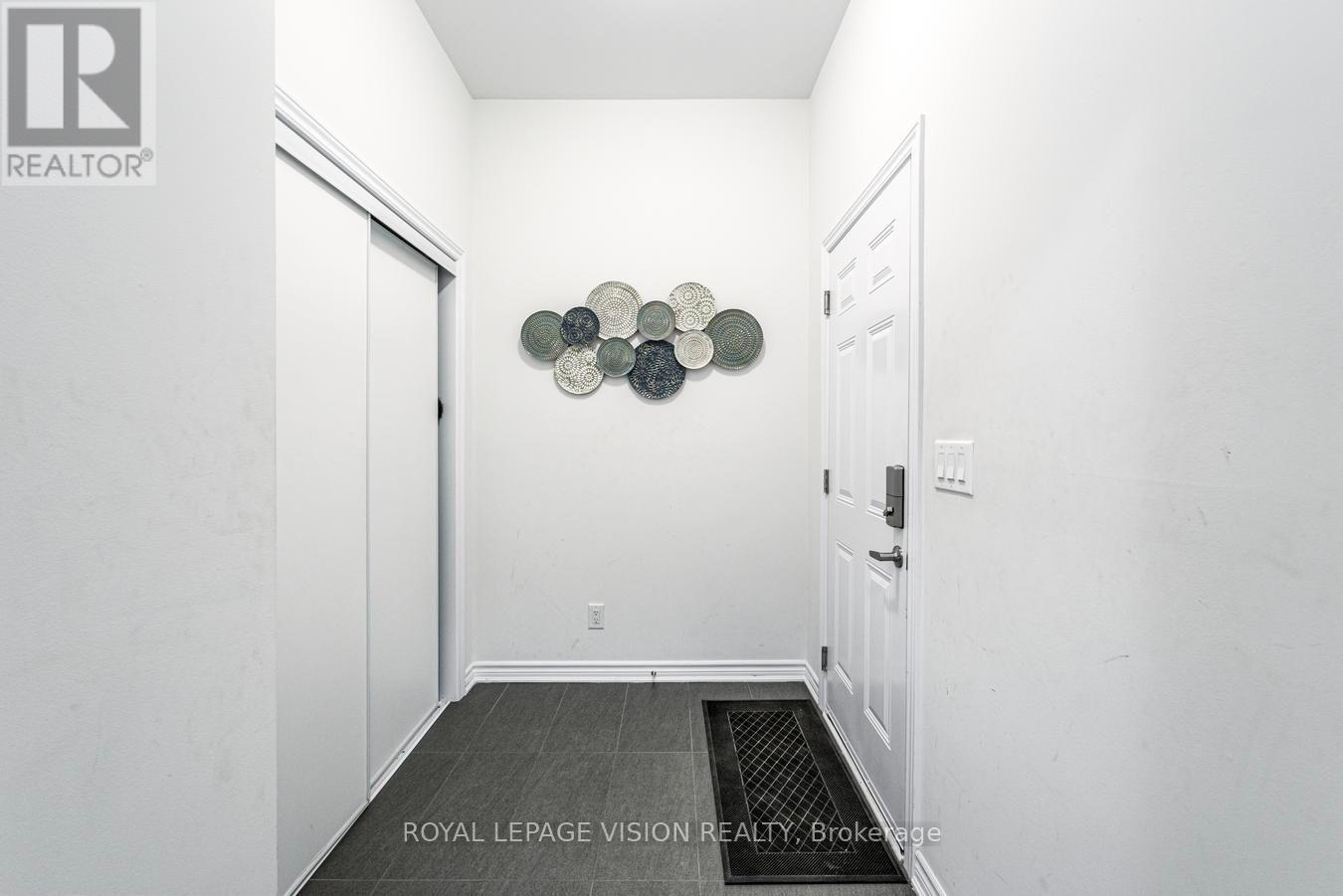 33 BREMNER STREET - 37