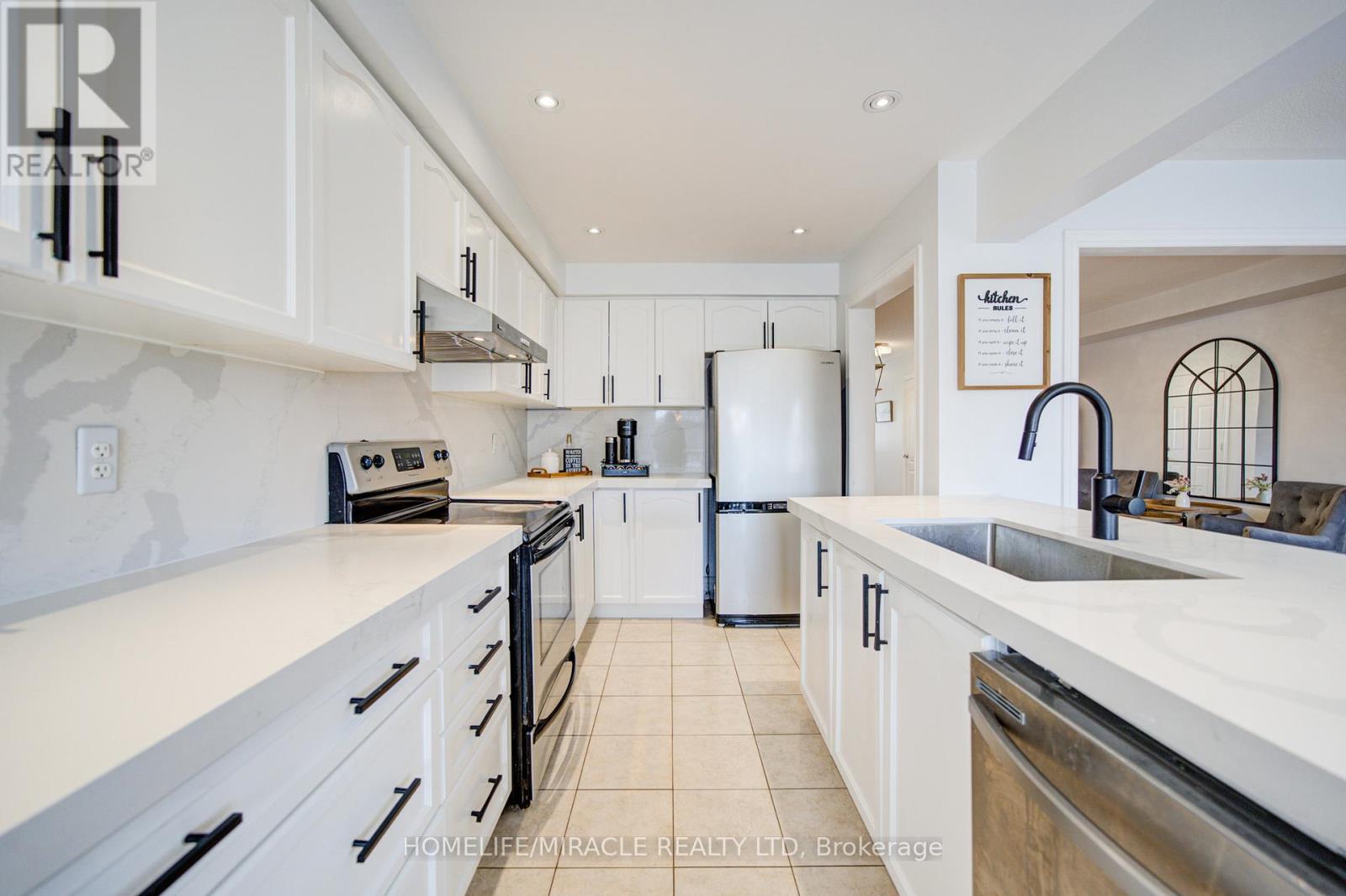 57 KERSEY CRESCENT - 13