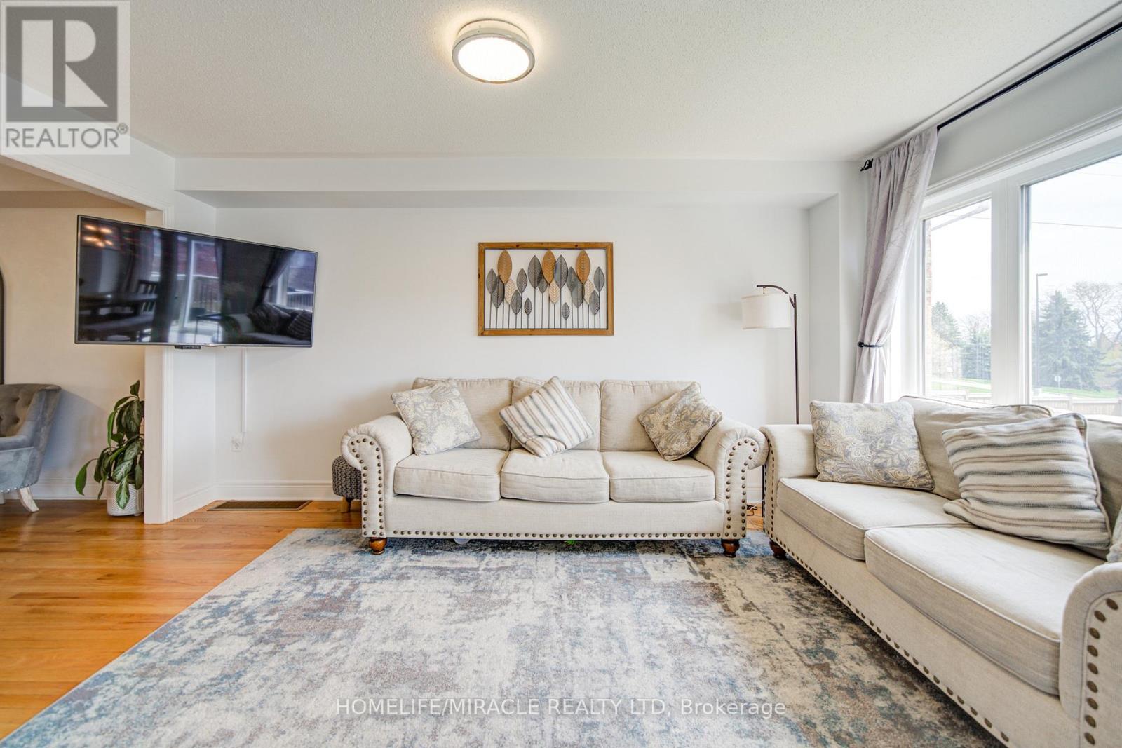 57 KERSEY CRESCENT - 15