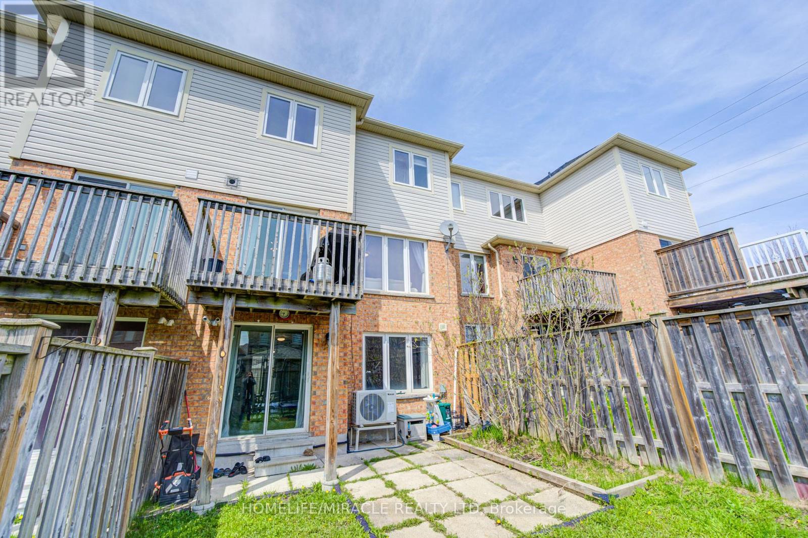 57 KERSEY CRESCENT - 16