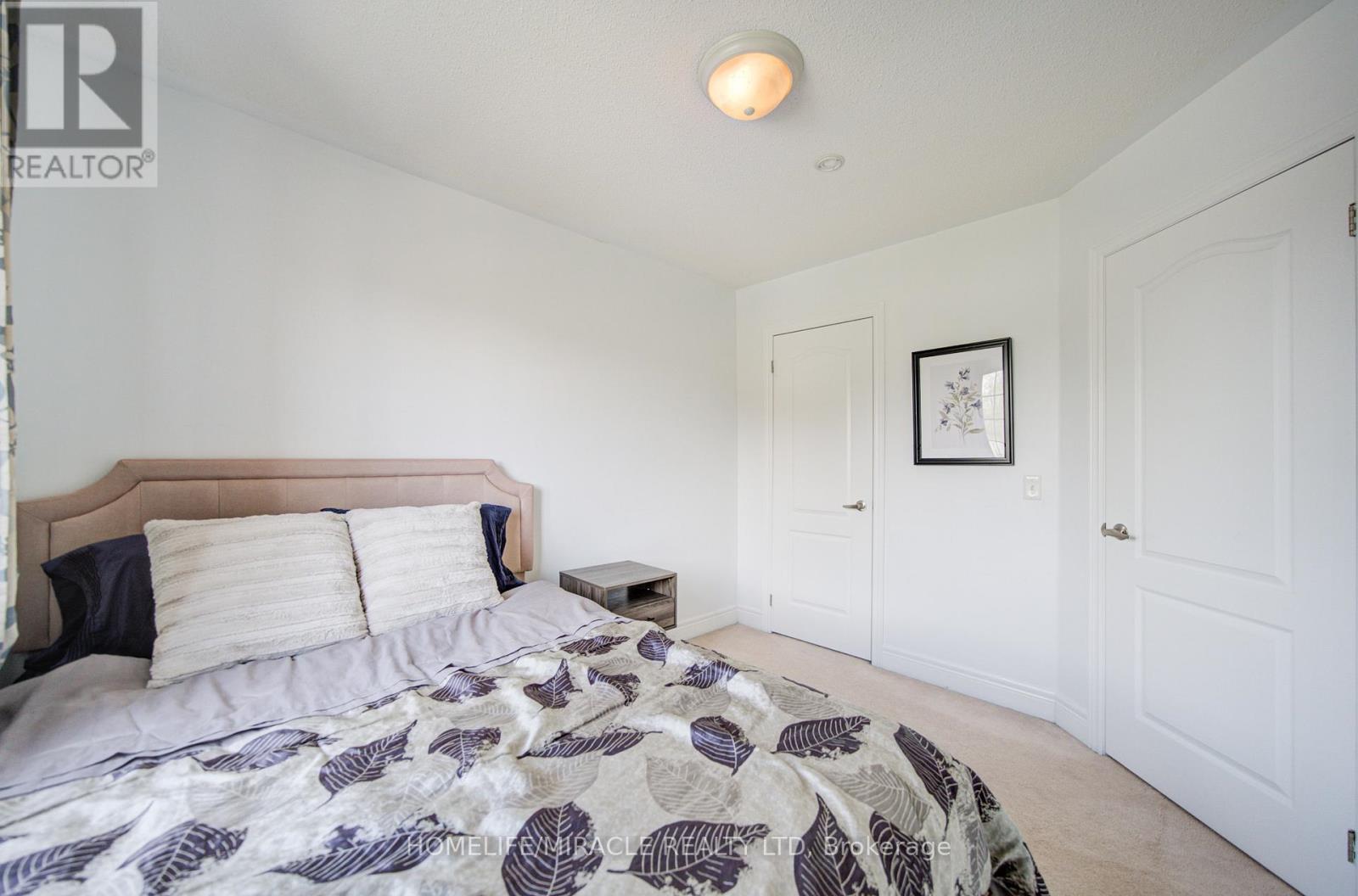 57 KERSEY CRESCENT - 30