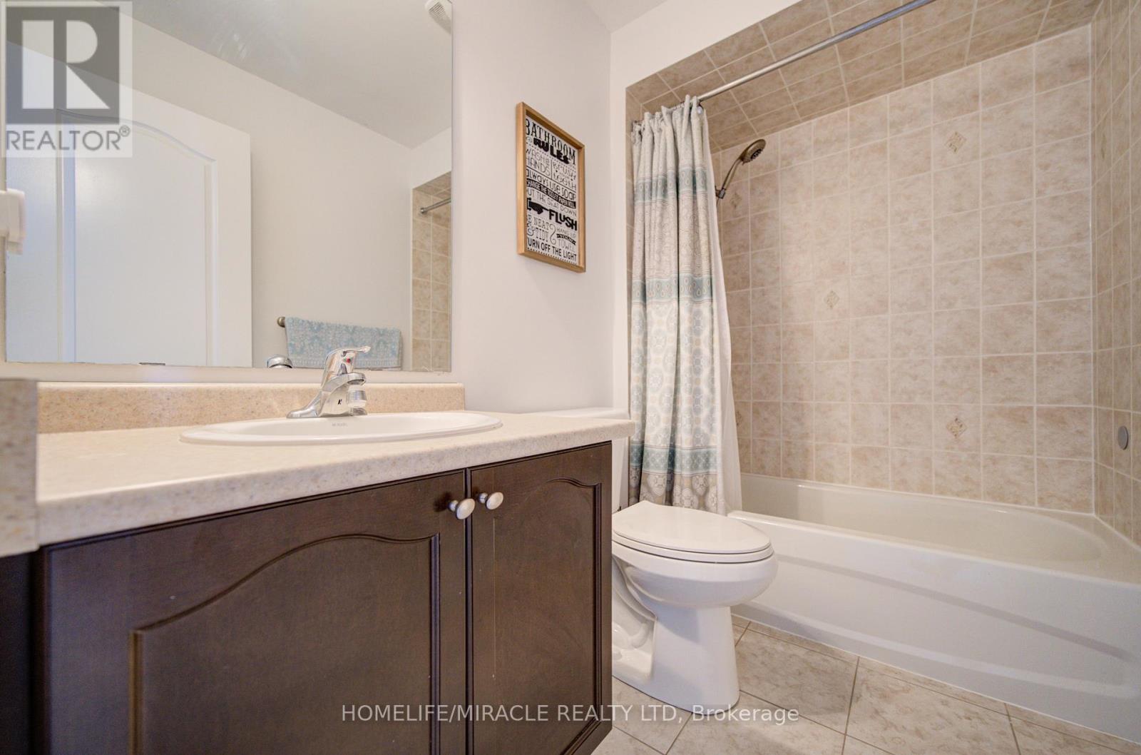 57 KERSEY CRESCENT - 31