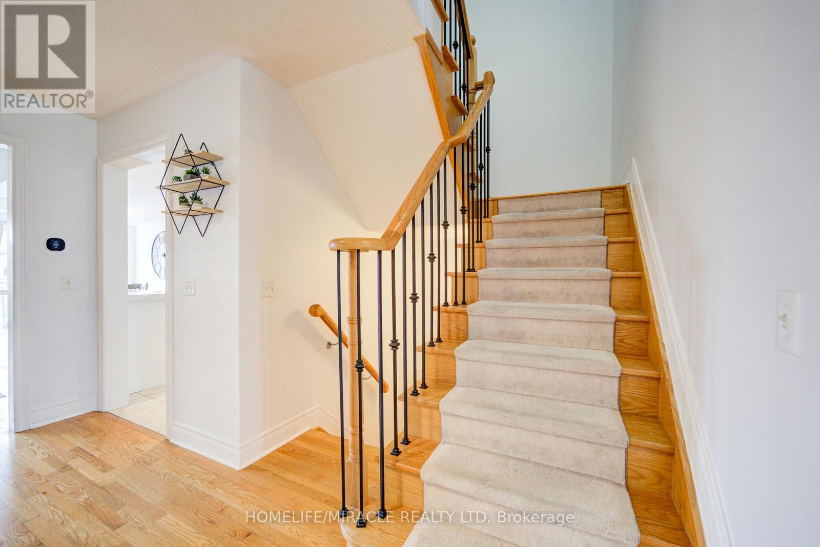 57 KERSEY CRESCENT - 7