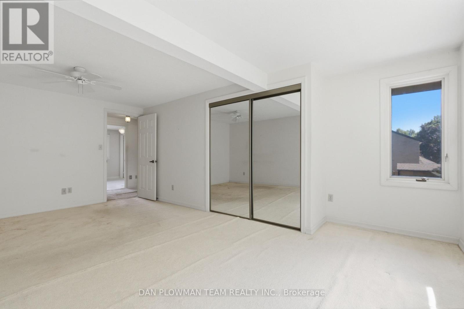 1054 CHELSEA COURT - 24