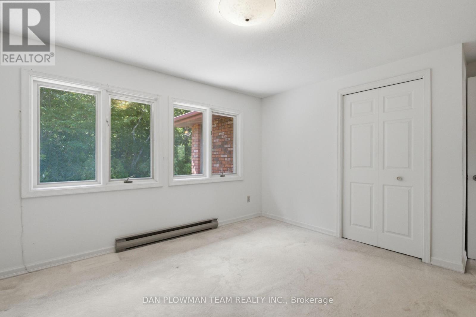 1054 CHELSEA COURT - 26