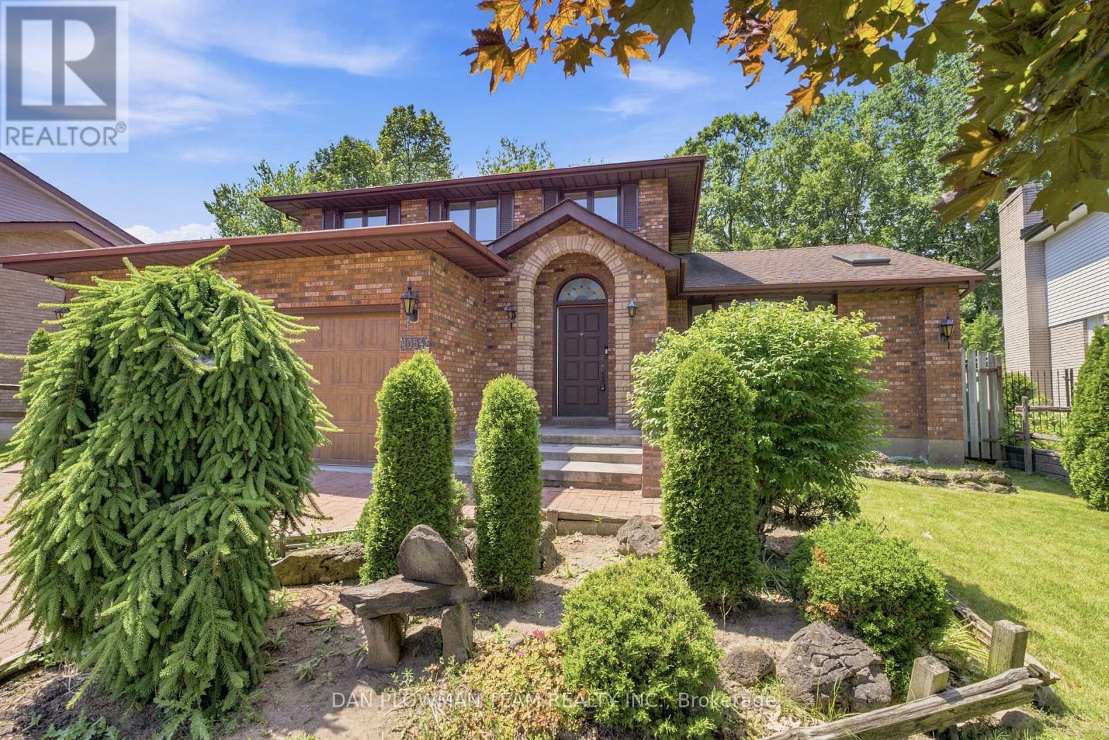 1054 CHELSEA COURT - 3