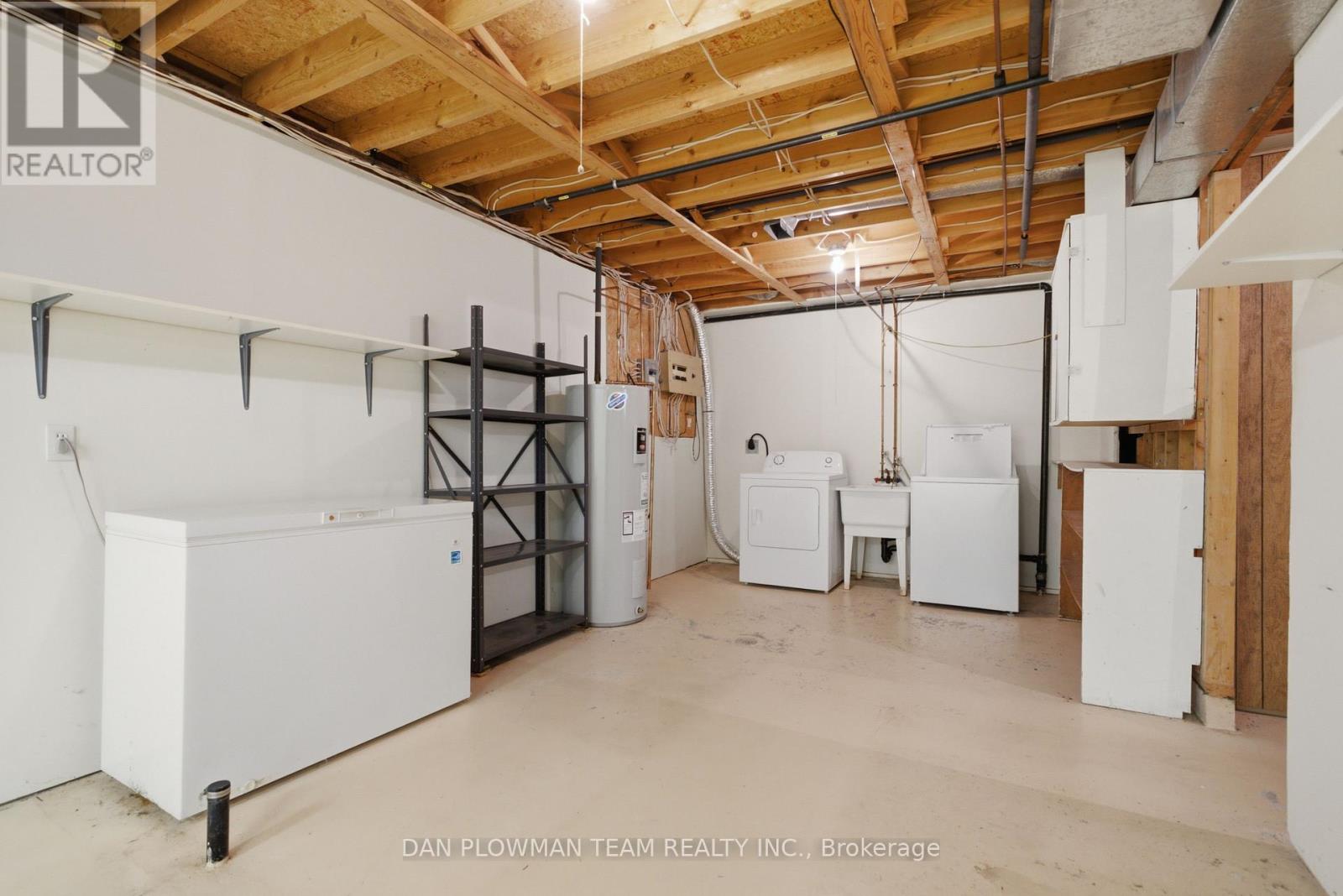 1054 CHELSEA COURT - 30