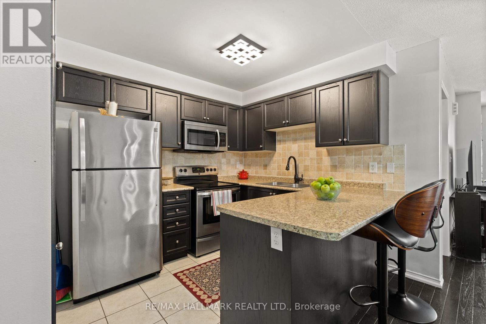 35 CHASTON ROAD - 11