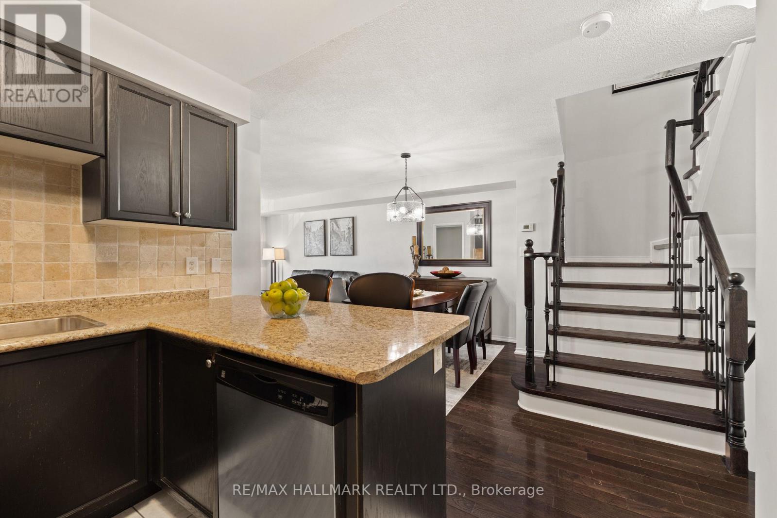 35 CHASTON ROAD - 9