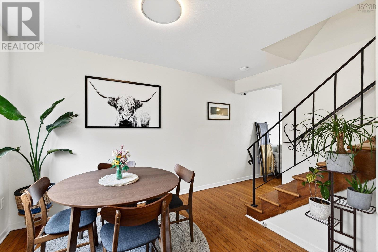 212 Roleika Drive - 10