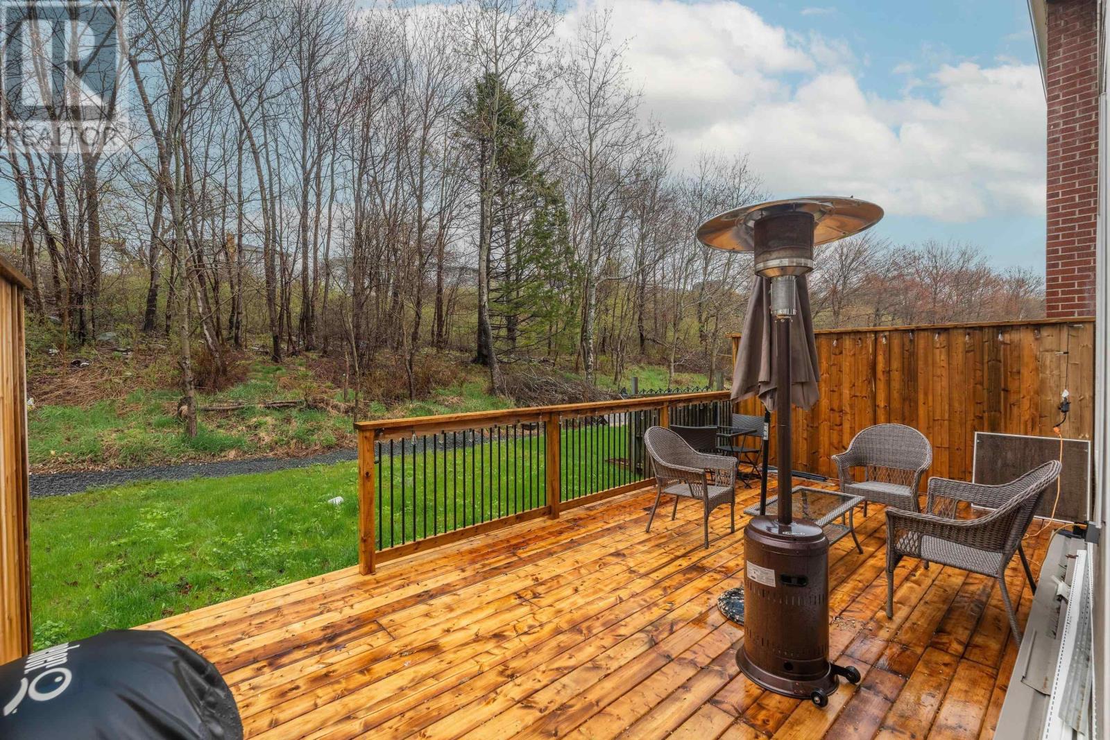 212 Roleika Drive - 27