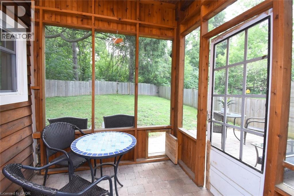 662 OLD DUNDAS Road - 43