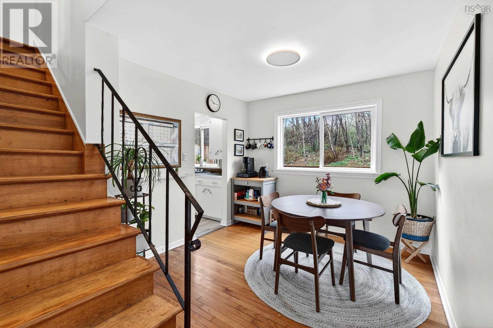 212 Roleika Drive - 8