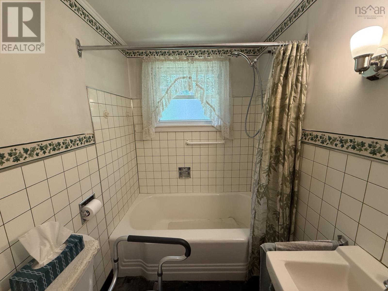 83 Lower Branch Road - 20