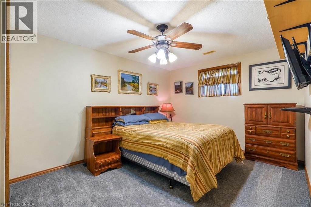 58 ARBOR Drive - 22