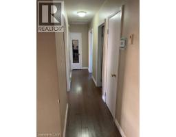 65 Cardill Crescent Unit# A, Waterloo, ON N2L3Y7 Photo 10