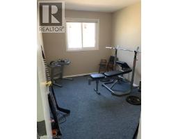 65 Cardill Crescent Unit# A, Waterloo, ON N2L3Y7 Photo 11