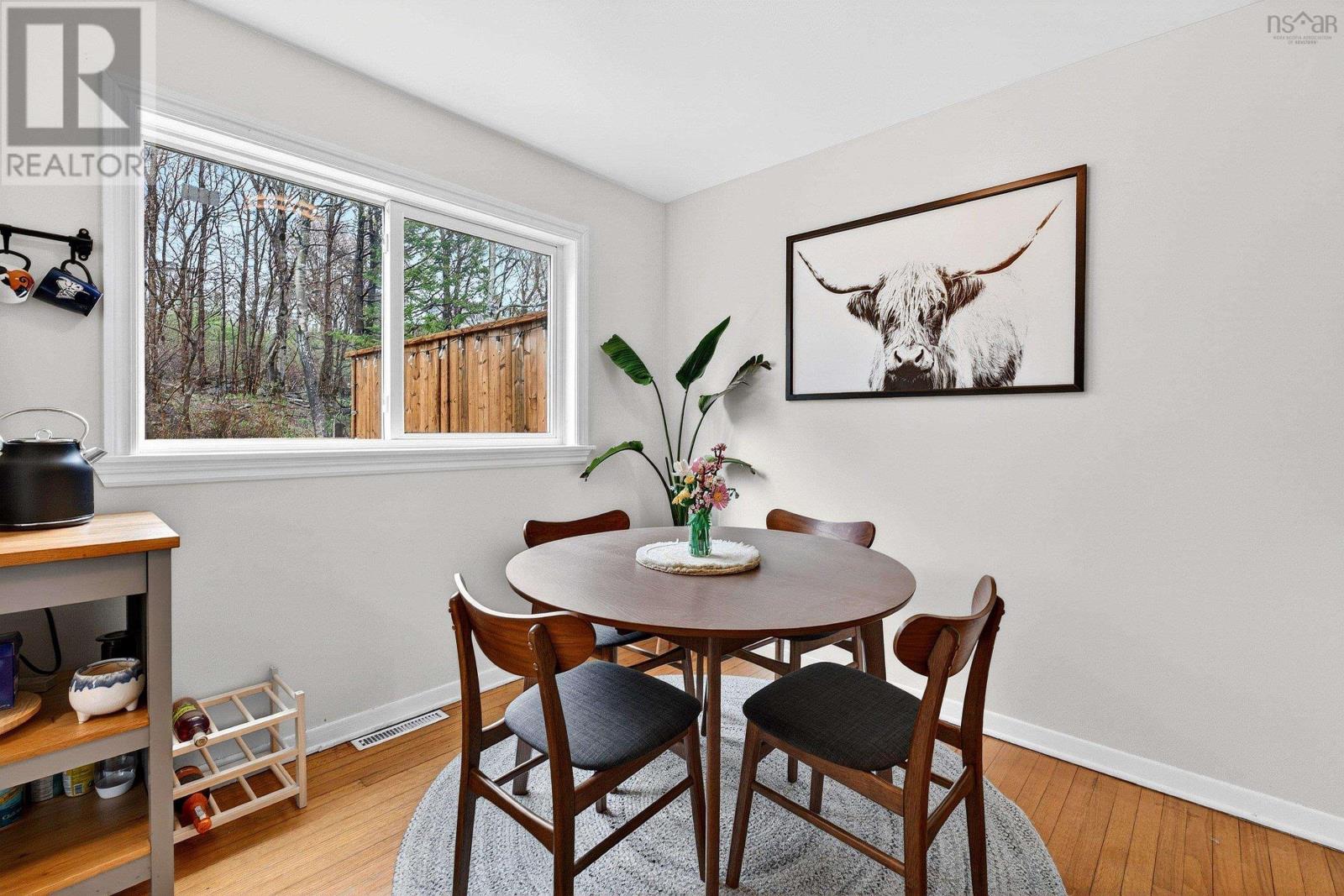 212 Roleika Drive - 9