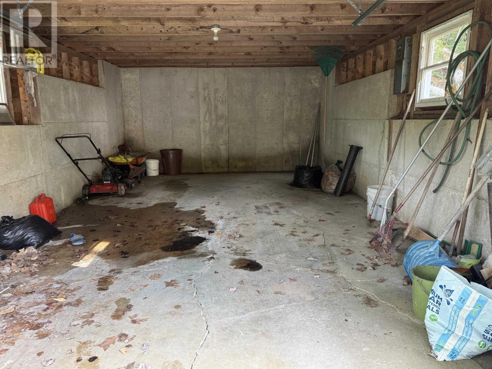83 Lower Branch Road - 38