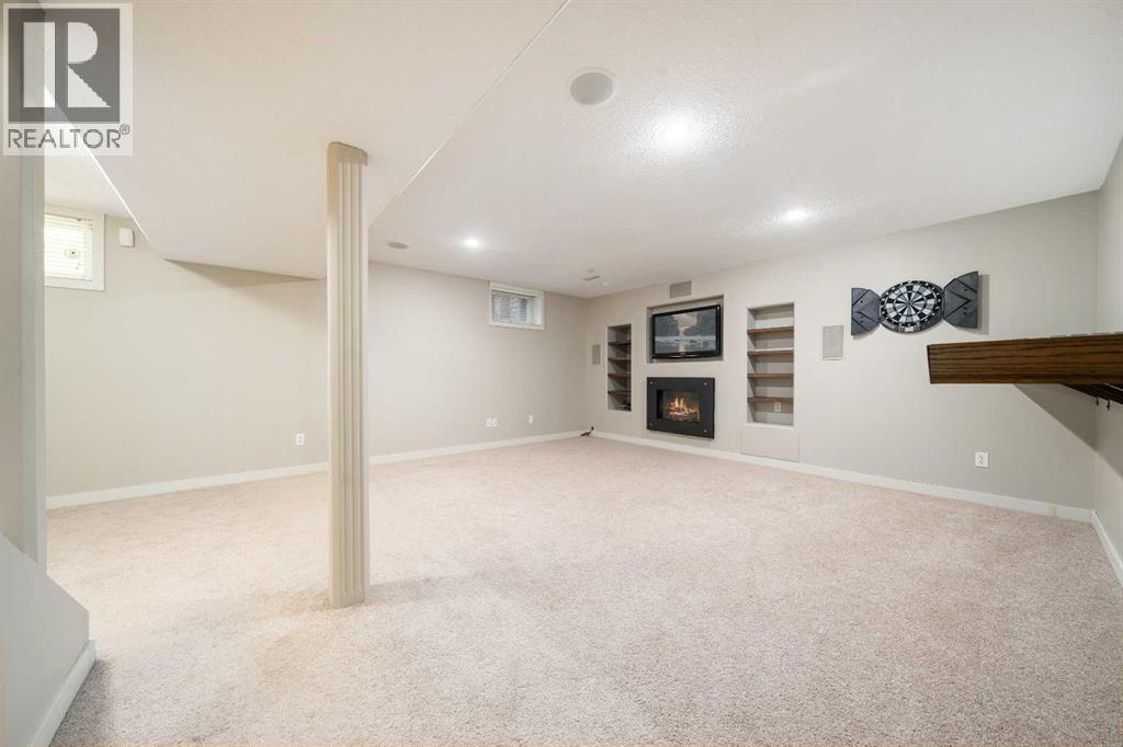 11 Taylor Crescent SE - 26