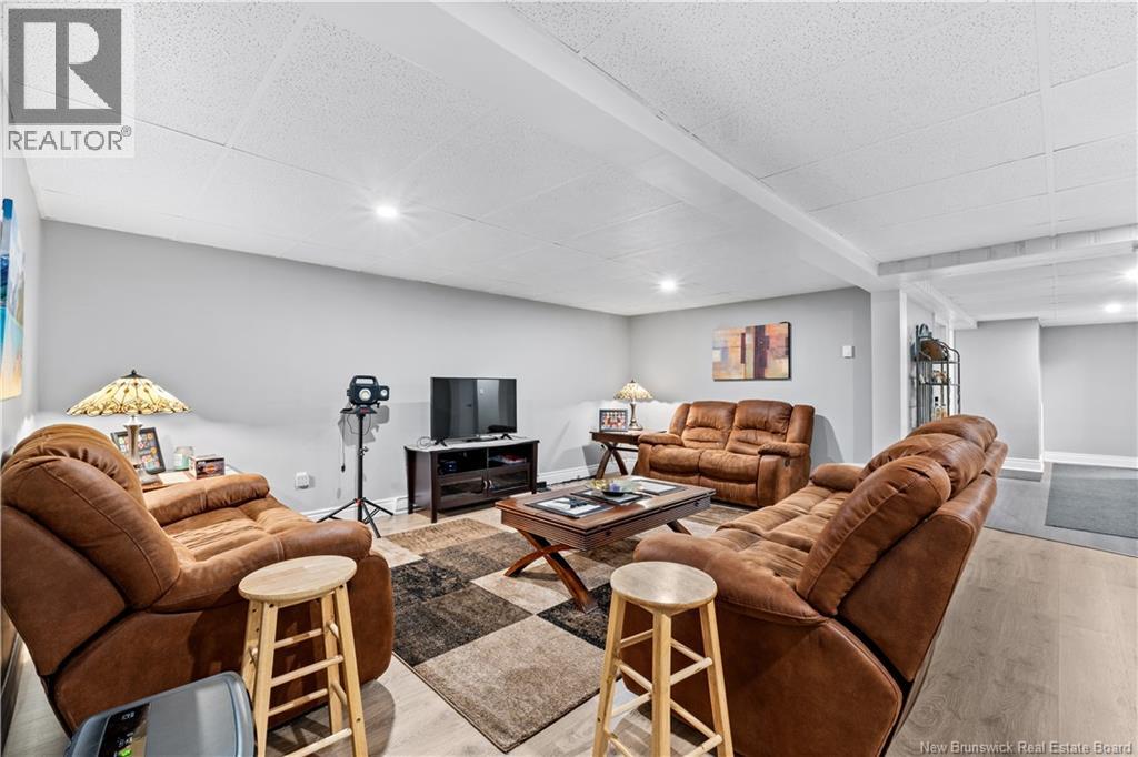 28 Lowell Street - 27
