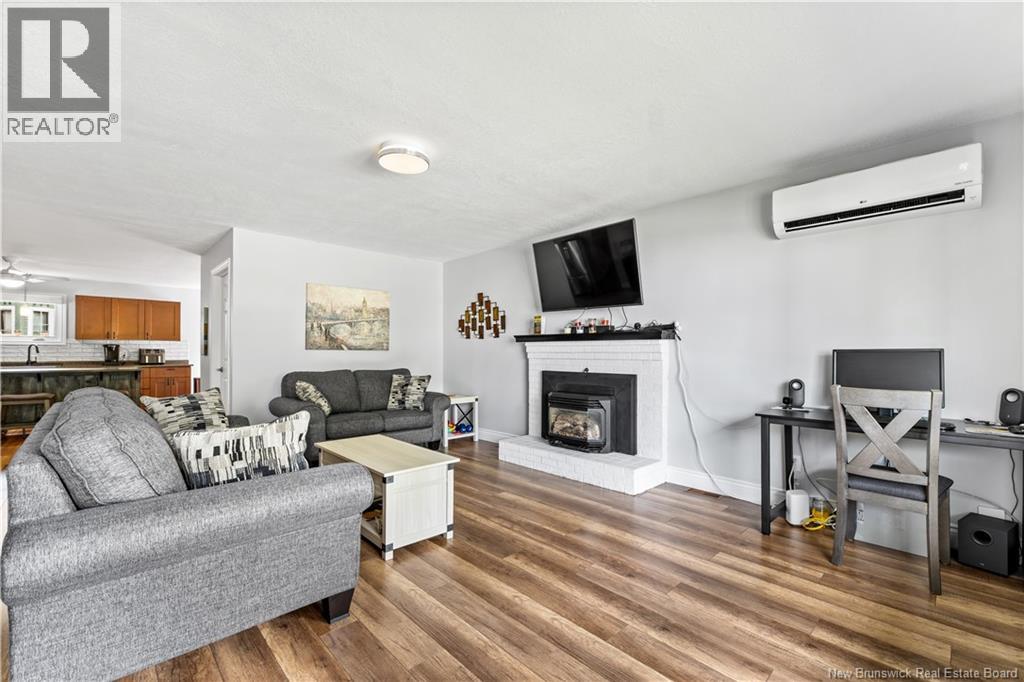 28 Lowell Street - 11