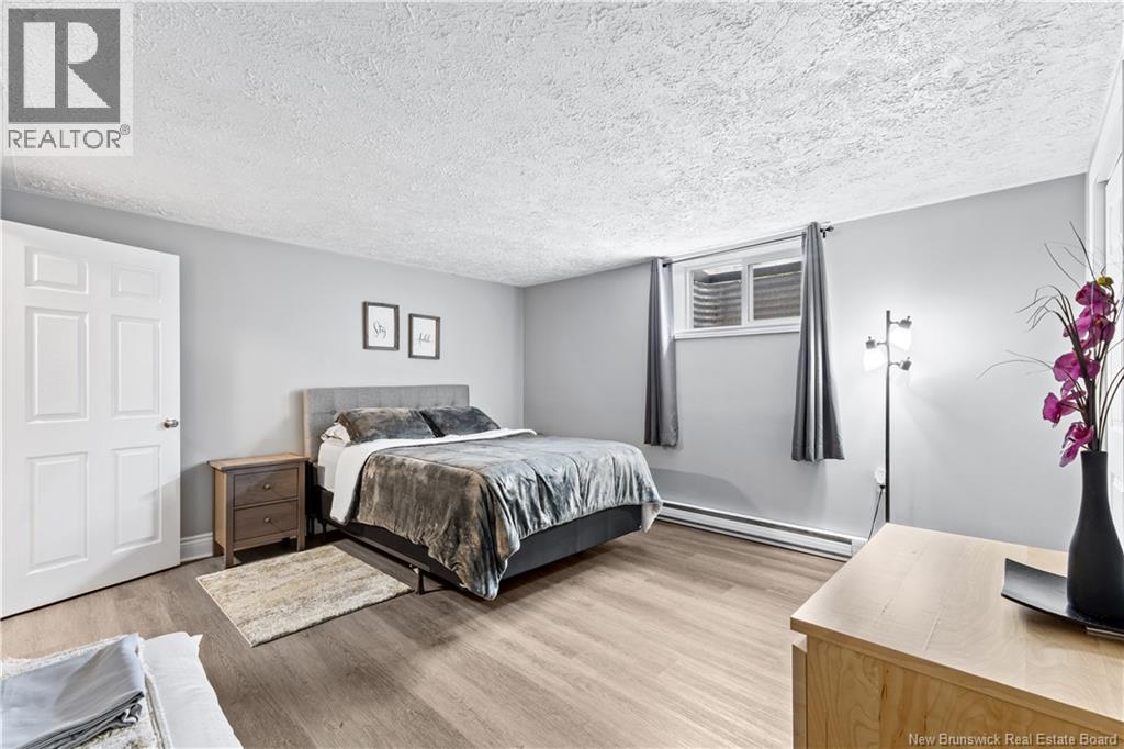 28 Lowell Street - 24