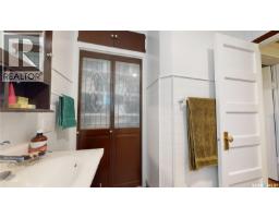 130 Maple Avenue N, Eastend, SK S0N0T0 Photo 27