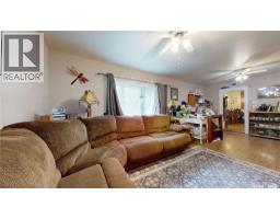 130 Maple Avenue N, Eastend, SK S0N0T0 Photo 18