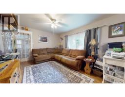 130 Maple Avenue N, Eastend, SK S0N0T0 Photo 16