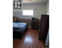 130 Maple Avenue N, Eastend, SK S0N0T0 Photo 35