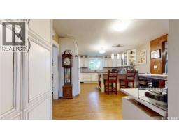 3pc Ensuite bath - 130 Maple Avenue N, Eastend, SK S0N0T0 Photo 10