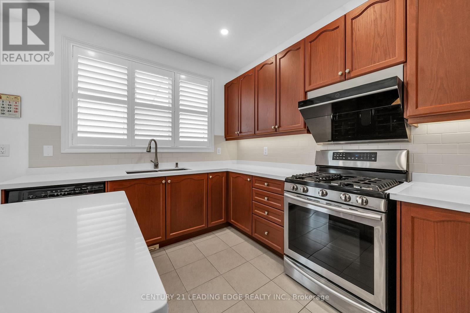 62 CREEKLAND AVENUE - 18