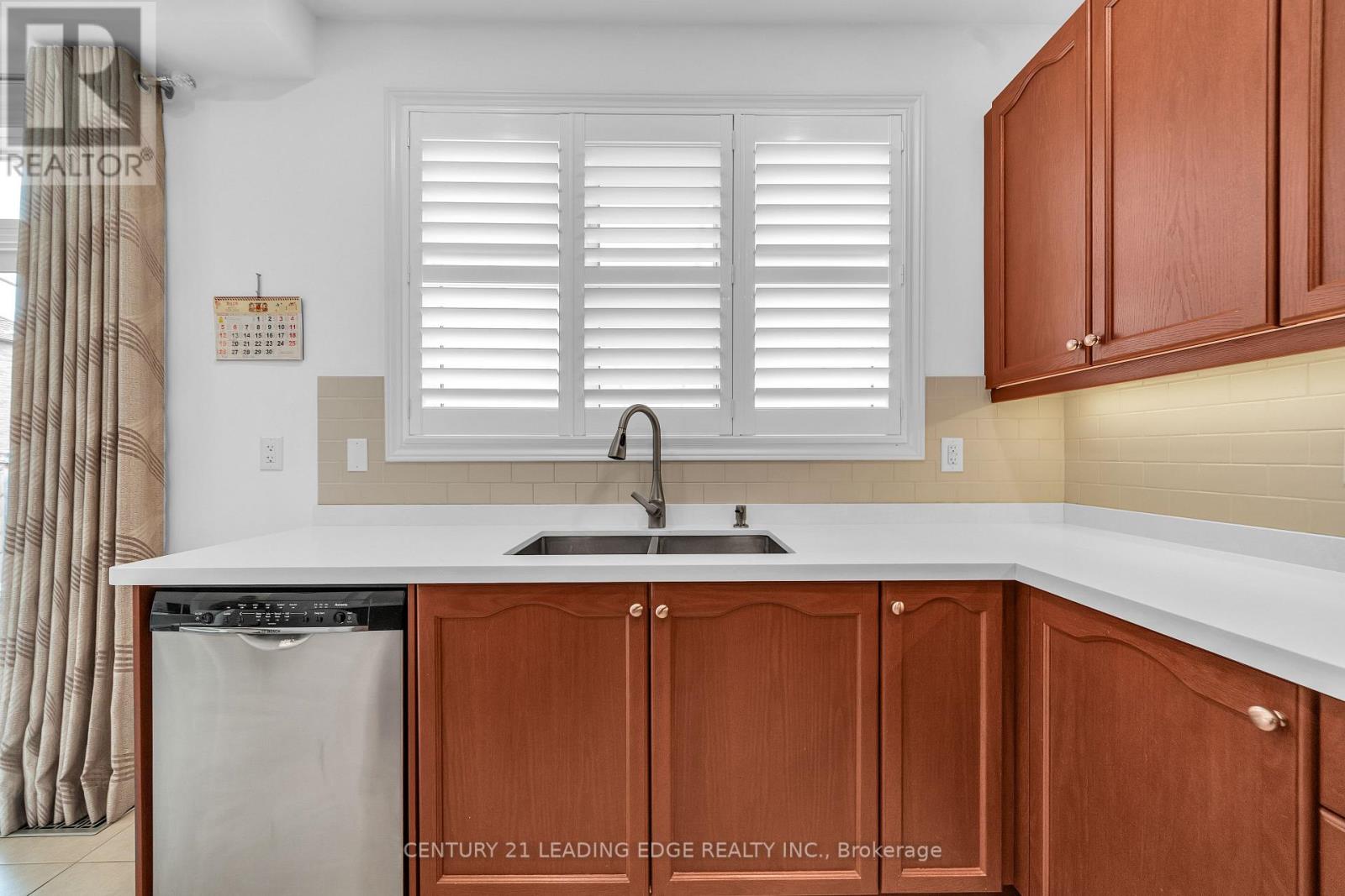62 CREEKLAND AVENUE - 19