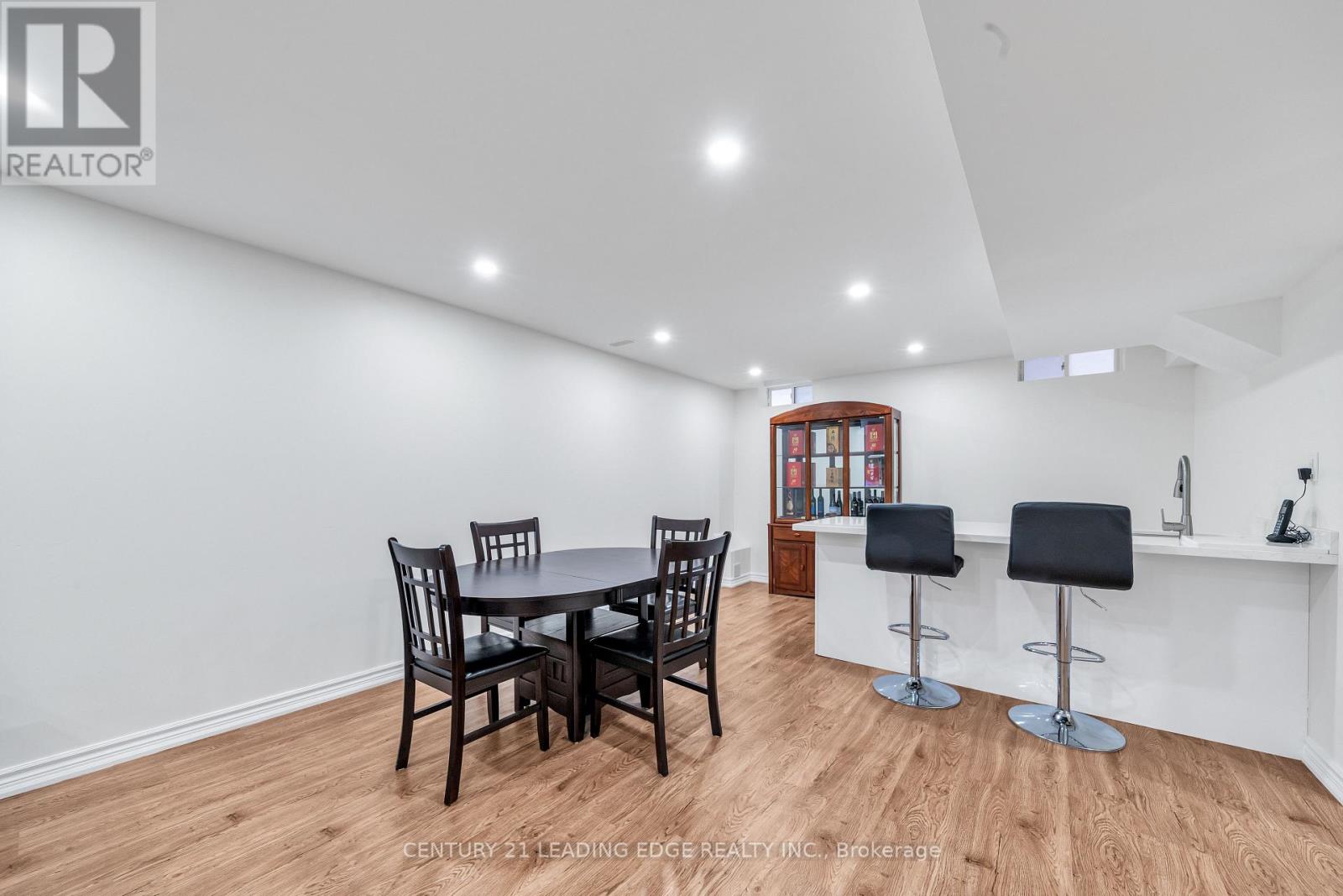62 CREEKLAND AVENUE - 36