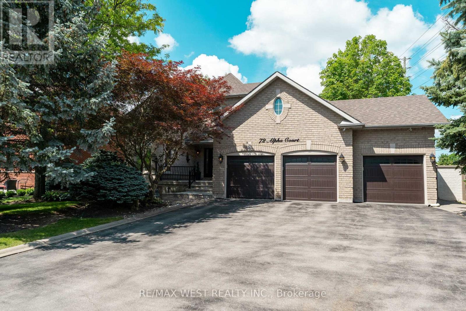Listing photo of 72 ALPHA COURT