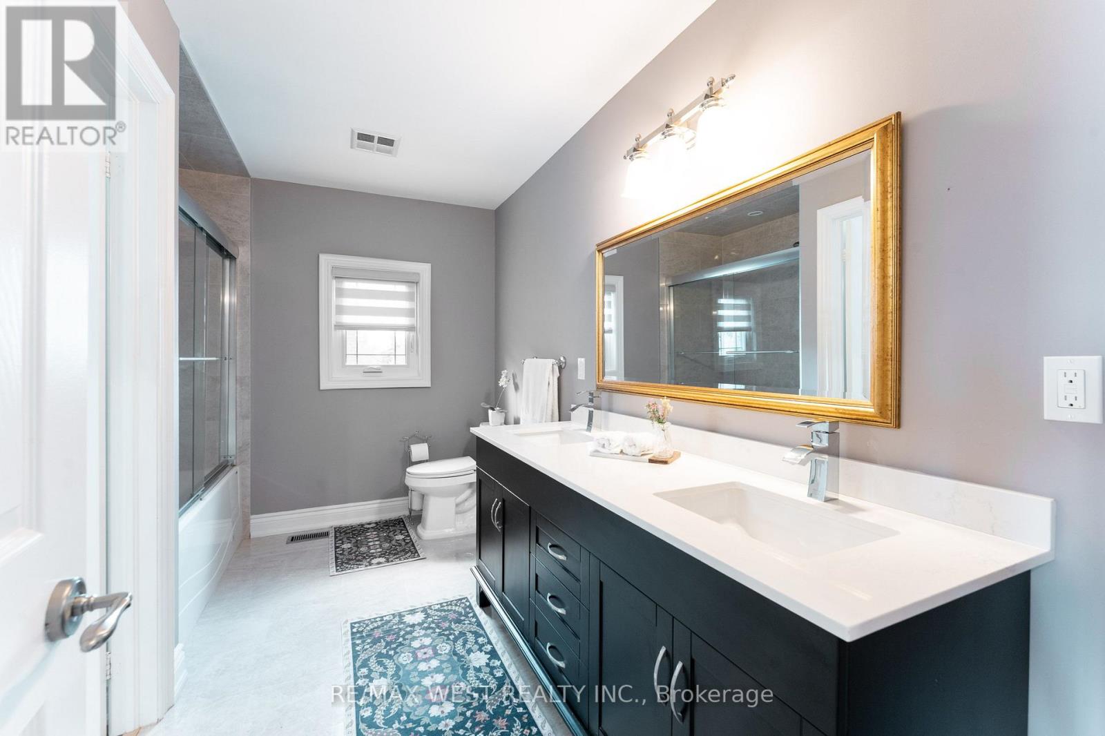 72 ALPHA COURT - 24