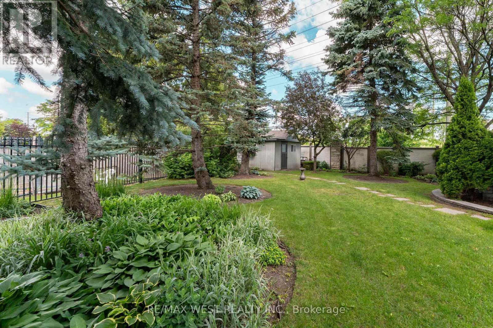 72 ALPHA COURT - 36