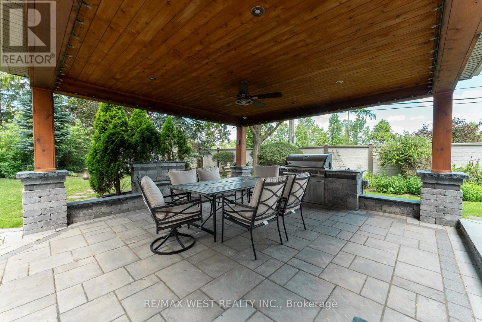 72 ALPHA COURT - 39