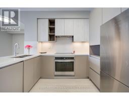 805 - 398 Highway 7 E, Richmond Hill, ON L4B0G6 Photo 9