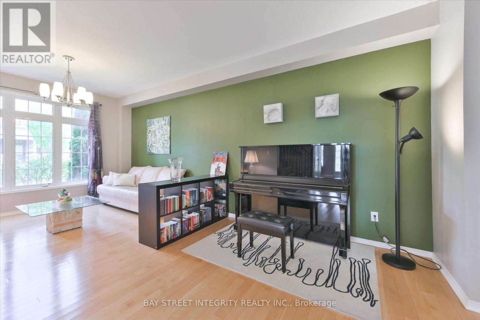 1 AUTUMN GLOW DRIVE - 11