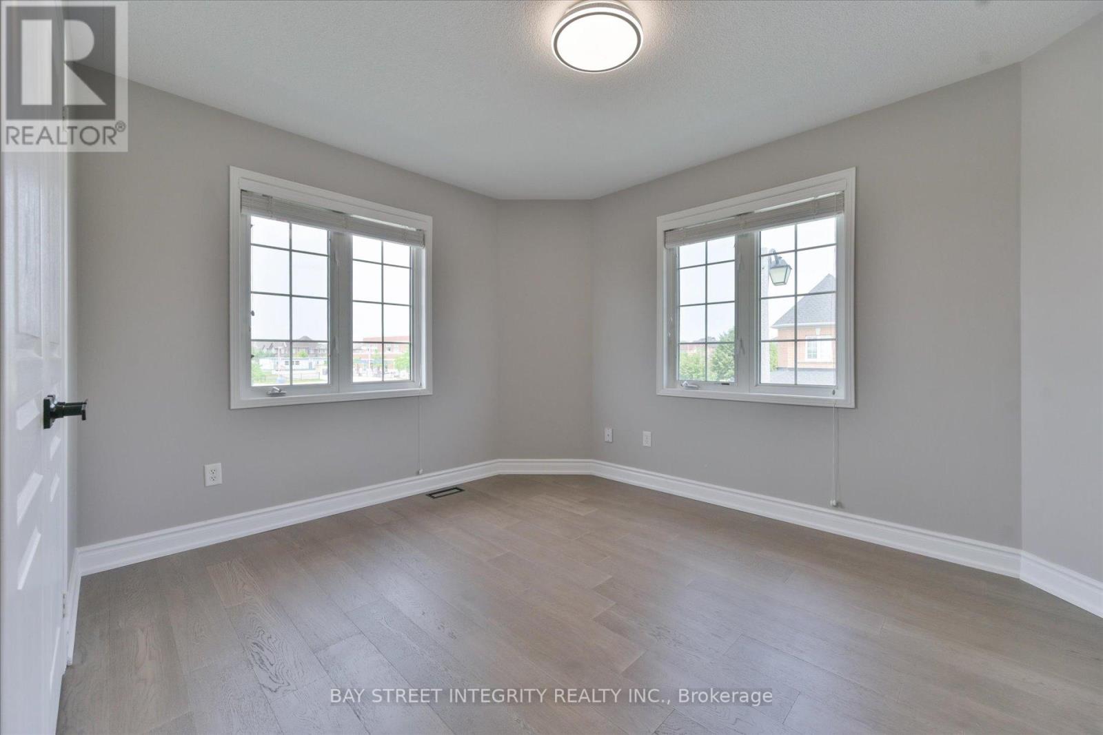 1 AUTUMN GLOW DRIVE - 31