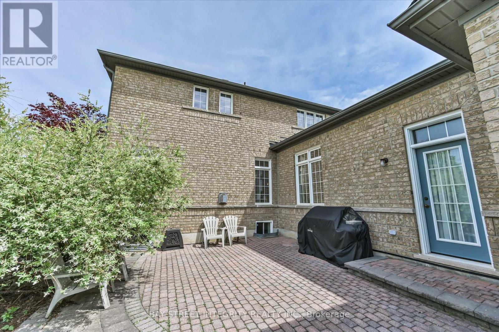 1 AUTUMN GLOW DRIVE - 44