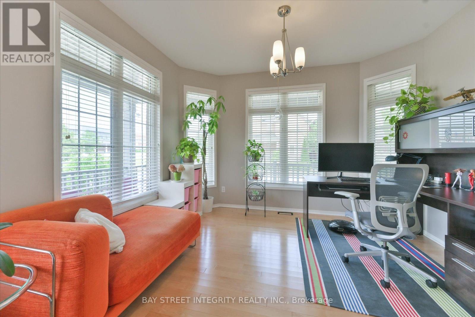 1 AUTUMN GLOW DRIVE - 6