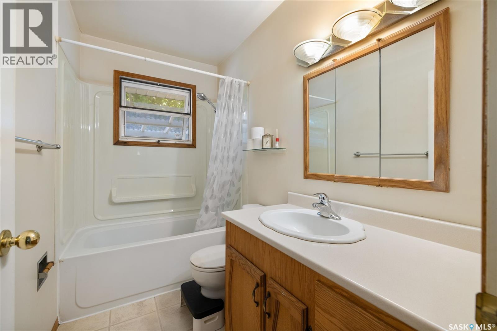 4343 England ROAD - Image 12