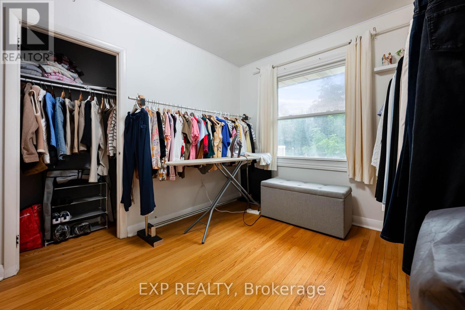 5 FOURTH AVENUE - 22