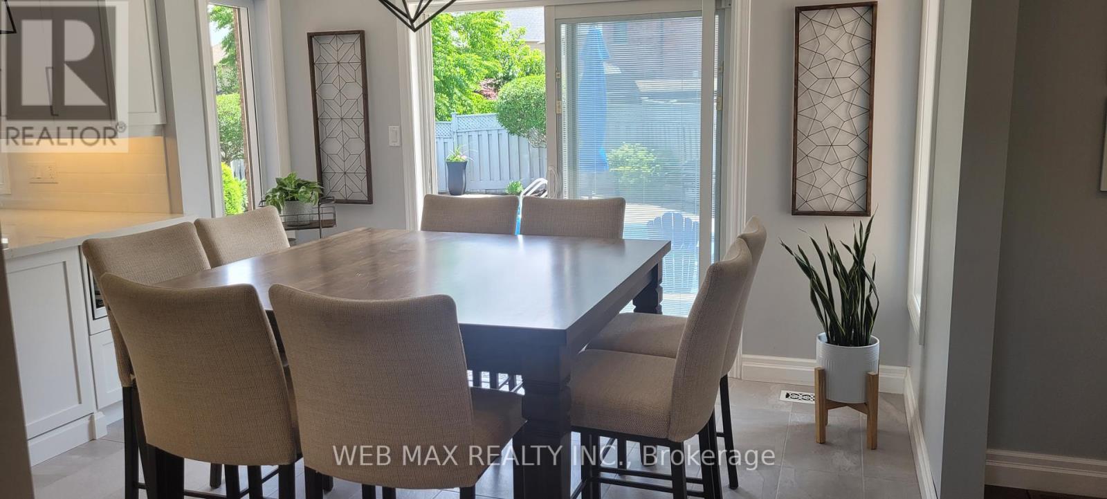 22 ASHBURY CRESCENT - Image 11