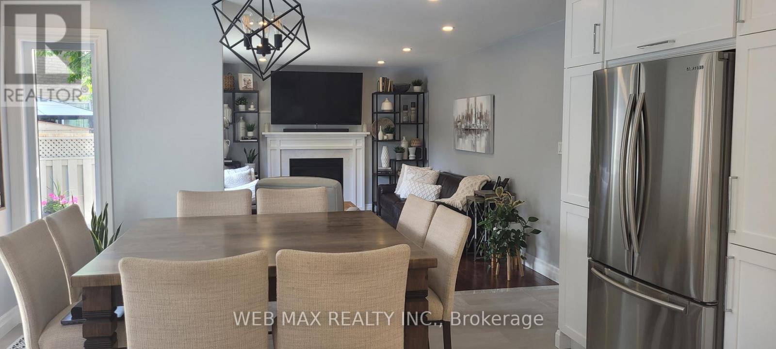 22 ASHBURY CRESCENT - Image 15