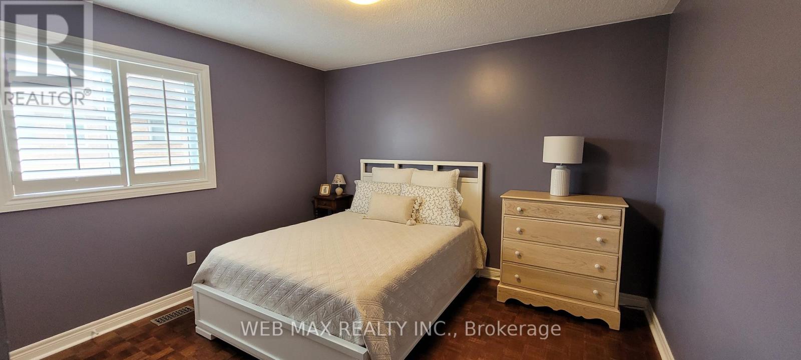 22 ASHBURY CRESCENT - Image 35